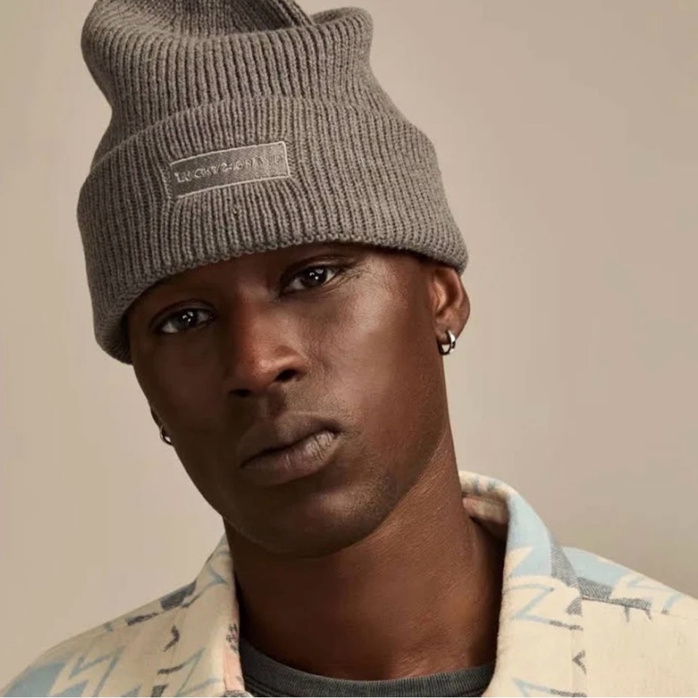 NWT Lucky Brand Grey Knit Beanie - Picture 4 of 5